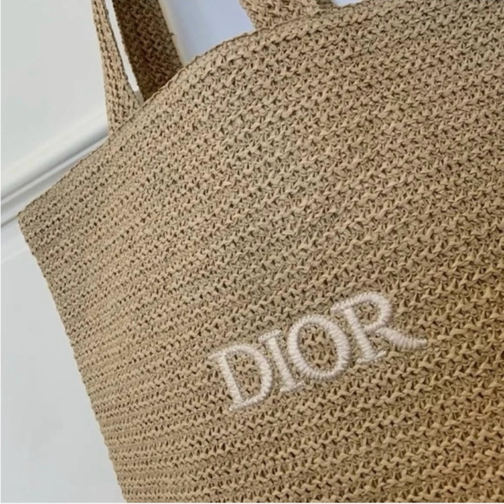Dior Rattan Tote/Pouch VIP Bundle - Picture 3 of 9